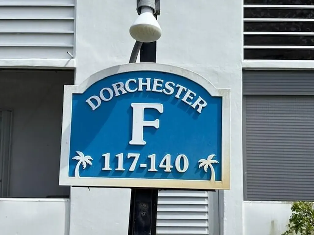 120 Dorchester F West Palm Beach FL 33417