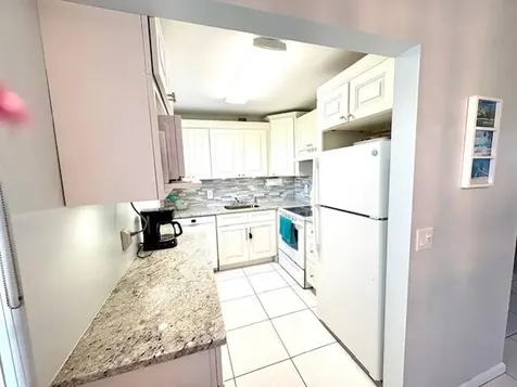 120 Dorchester F West Palm Beach FL 33417