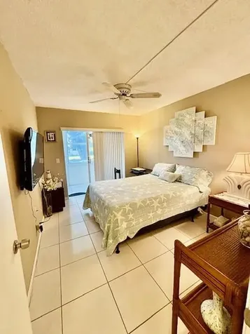 120 Dorchester F West Palm Beach FL 33417