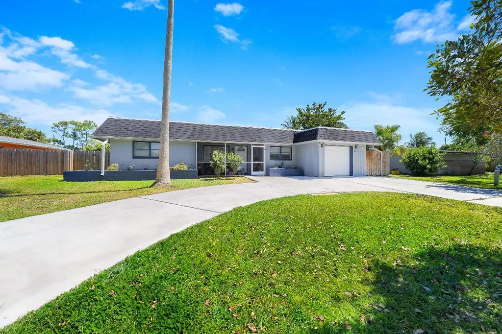 210 Sandpiper Avenue Royal Palm Beach FL 33411