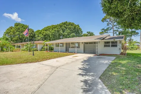 302 W Arbor Avenue Port St Lucie FL 34952