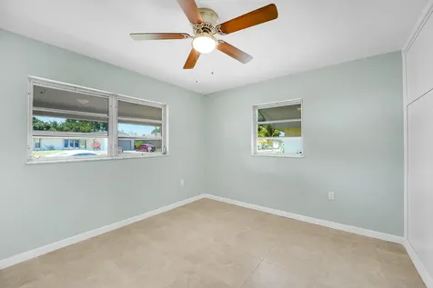 302 W Arbor Avenue Port St Lucie FL 34952