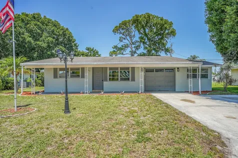 302 W Arbor Avenue Port St Lucie FL 34952