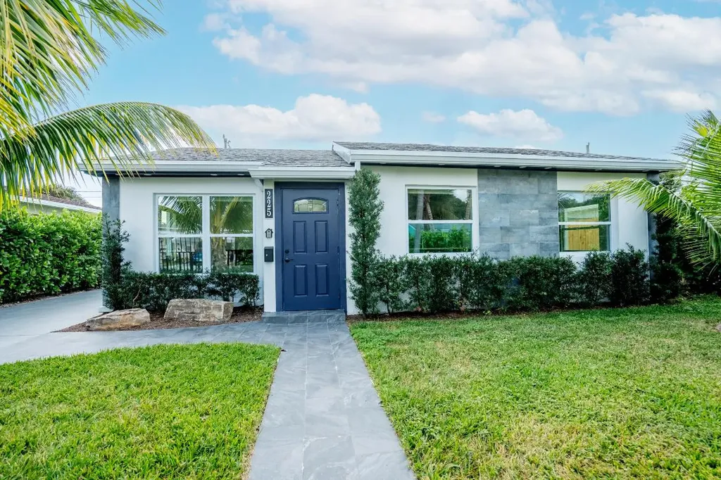 225 E 24th Street Riviera Beach FL 33404