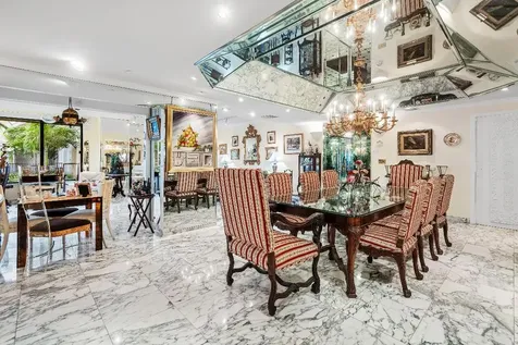 150 Bradley Place Palm Beach FL 33480
