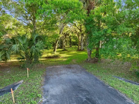 11541 Okeechobee Road Fort Pierce FL 34945