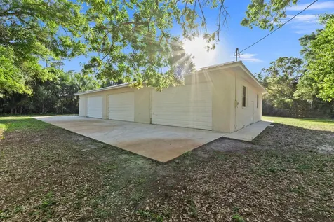 11541 Okeechobee Road Fort Pierce FL 34945