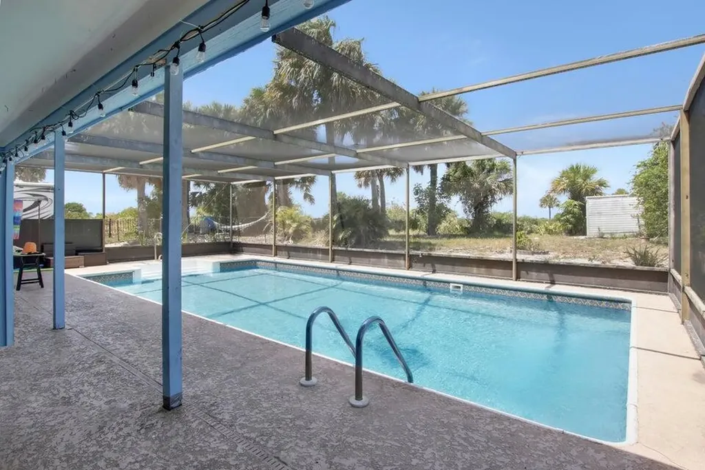 11099 Ridge Avenue Fort Pierce FL 34982