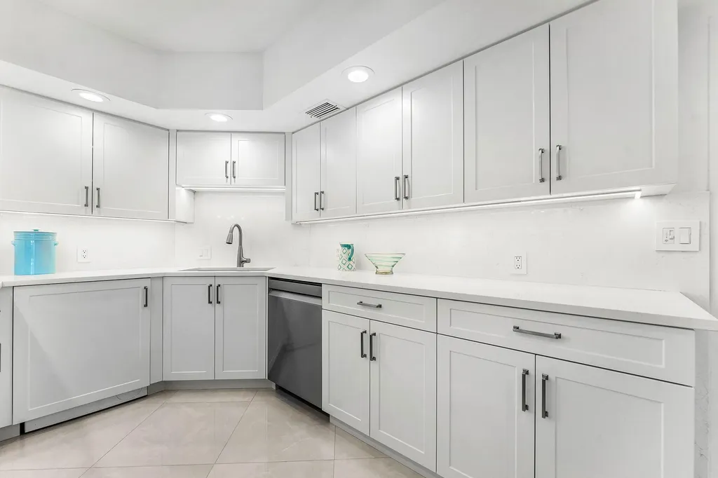 1225 S Ocean Boulevard Delray Beach FL 33483