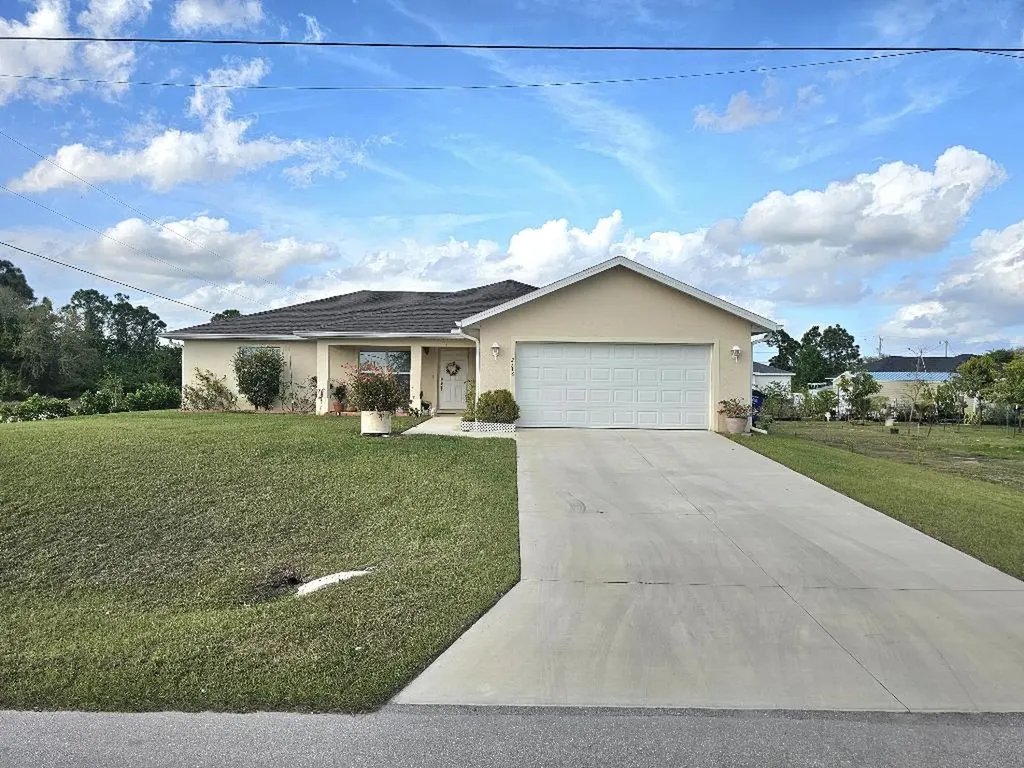 2518 21st Street SW Lehigh Acres FL 33976