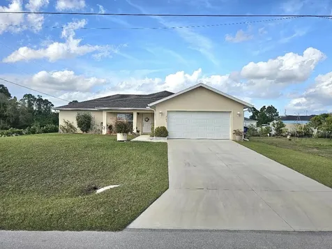 2518 21st Street SW Lehigh Acres FL 33976