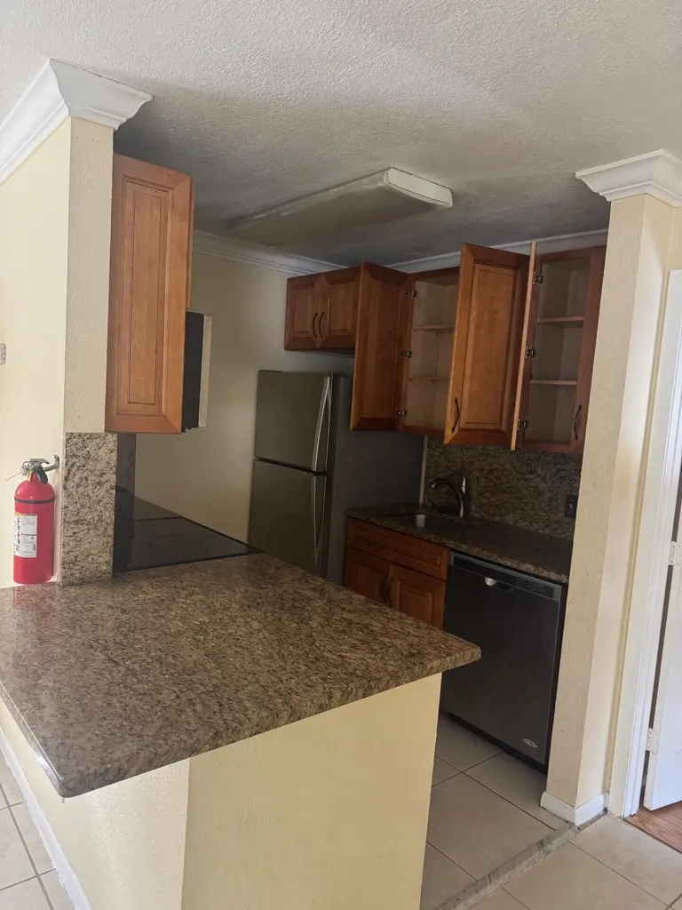 16 Crossings Circle Boynton Beach FL 33435