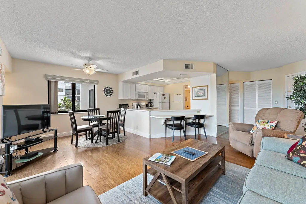 1605 S Us Highway 1 Jupiter FL 33477