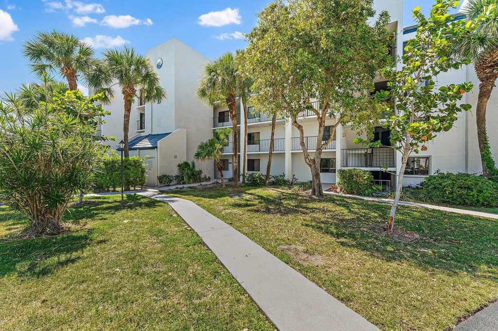 1605 S Us Highway 1 Jupiter FL 33477