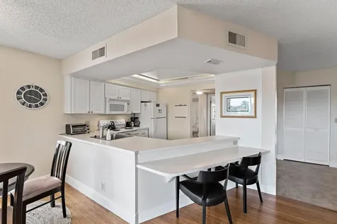 1605 S Us Highway 1 Jupiter FL 33477
