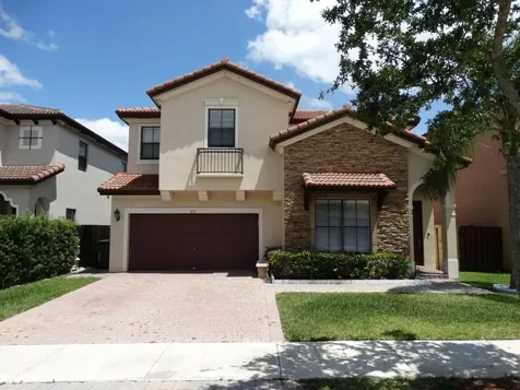 671 SE 37th Place Homestead FL 33033