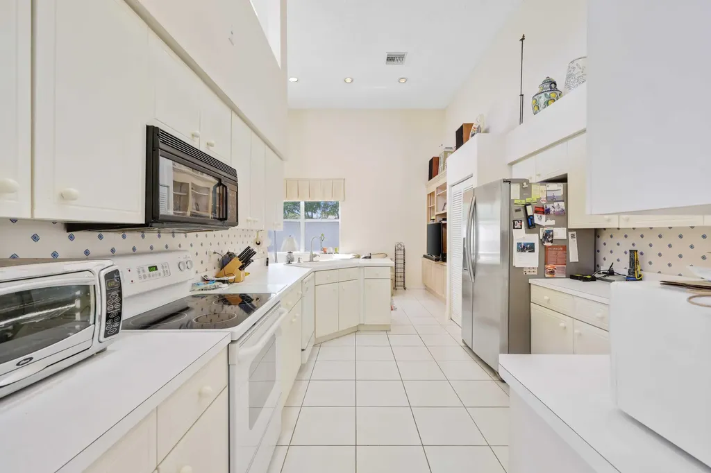 2502 NW 66th Drive Boca Raton FL 33496