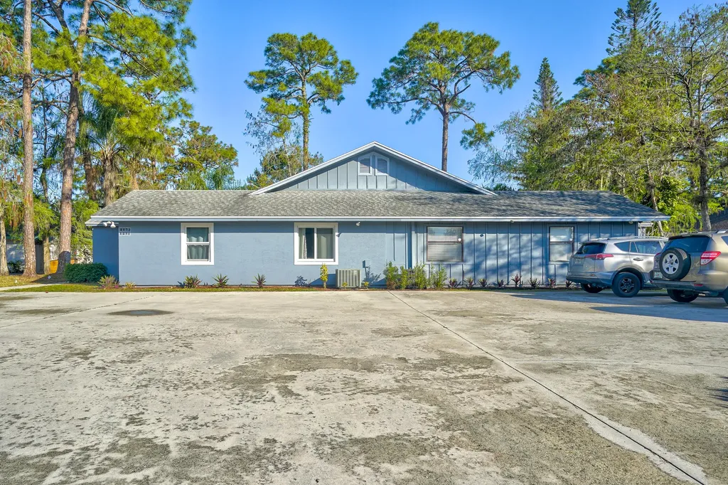 1073 Goldenrod Road Wellington FL 33414