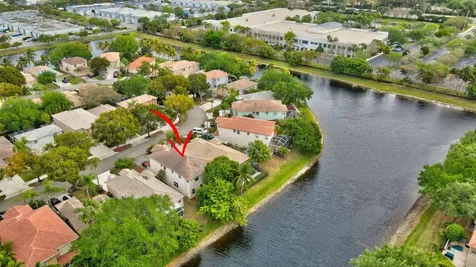 4940 Pelican Manor Coconut Creek FL 33073
