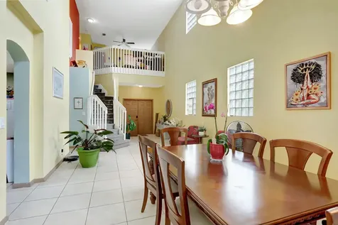 4940 Pelican Manor Coconut Creek FL 33073