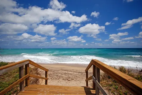 325 Fairway N Tequesta FL 33469