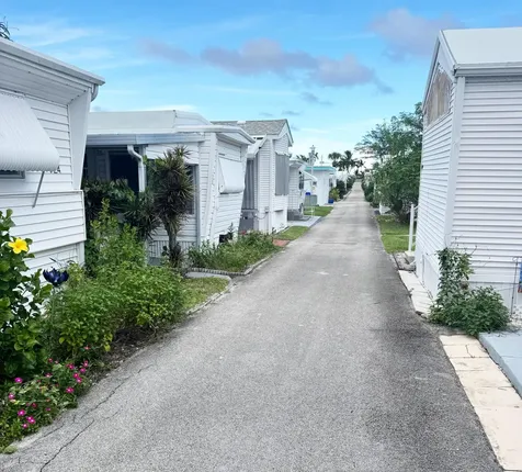 23 Hibiscus Drive Briny Breezes FL 33435
