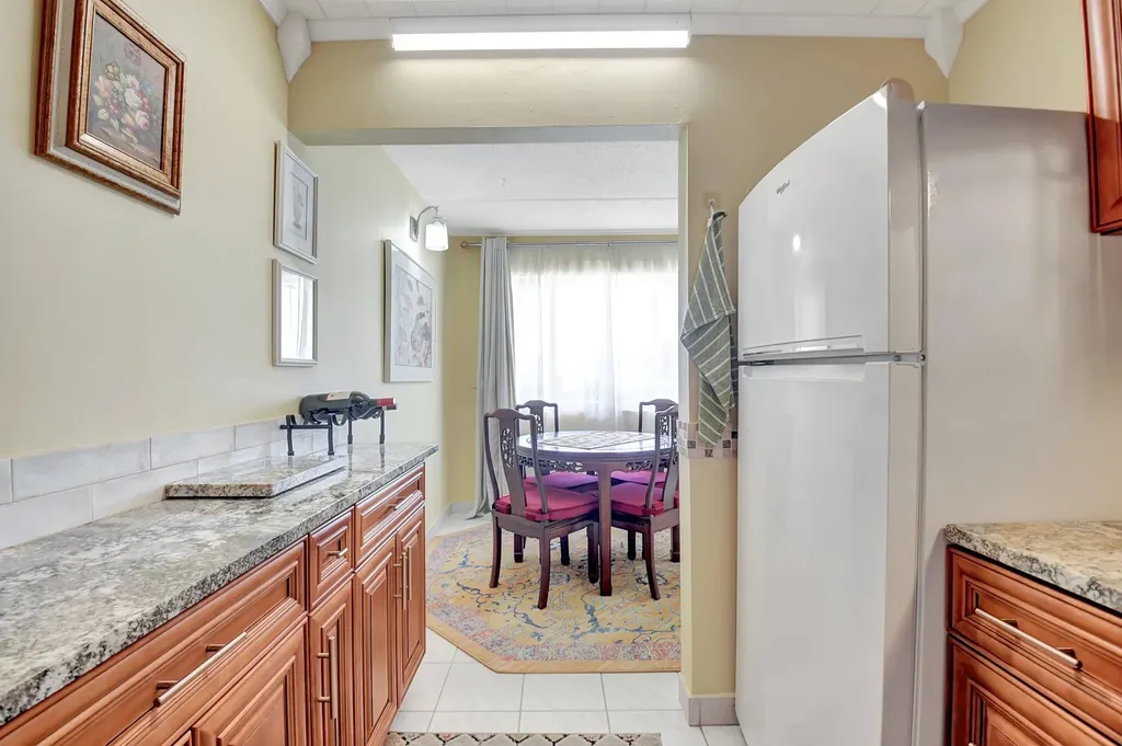 400 Village Green Circle W Palm Springs FL 33461
