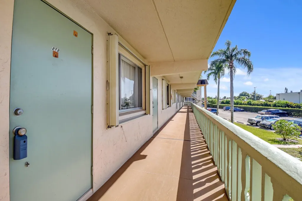 400 Village Green Circle W Palm Springs FL 33461