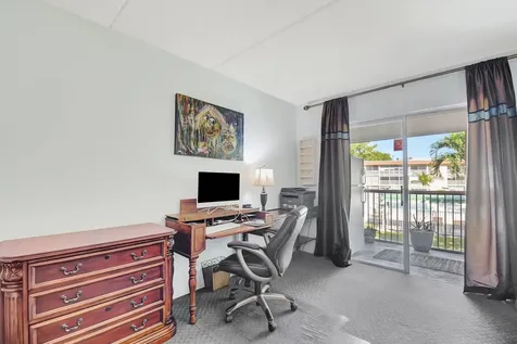 400 Village Green Circle W Palm Springs FL 33461