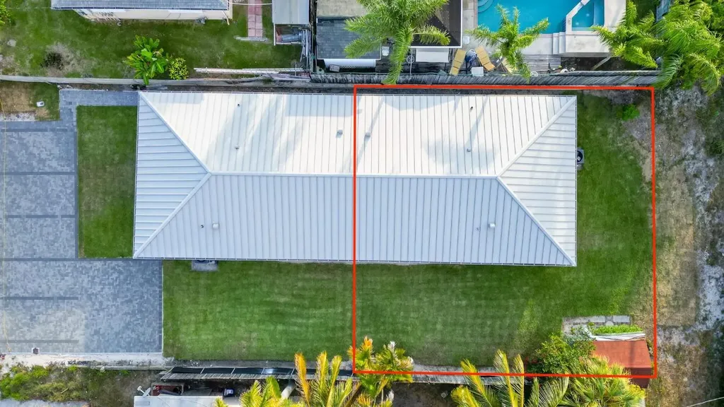 305 De Carie Street Delray Beach FL 33444