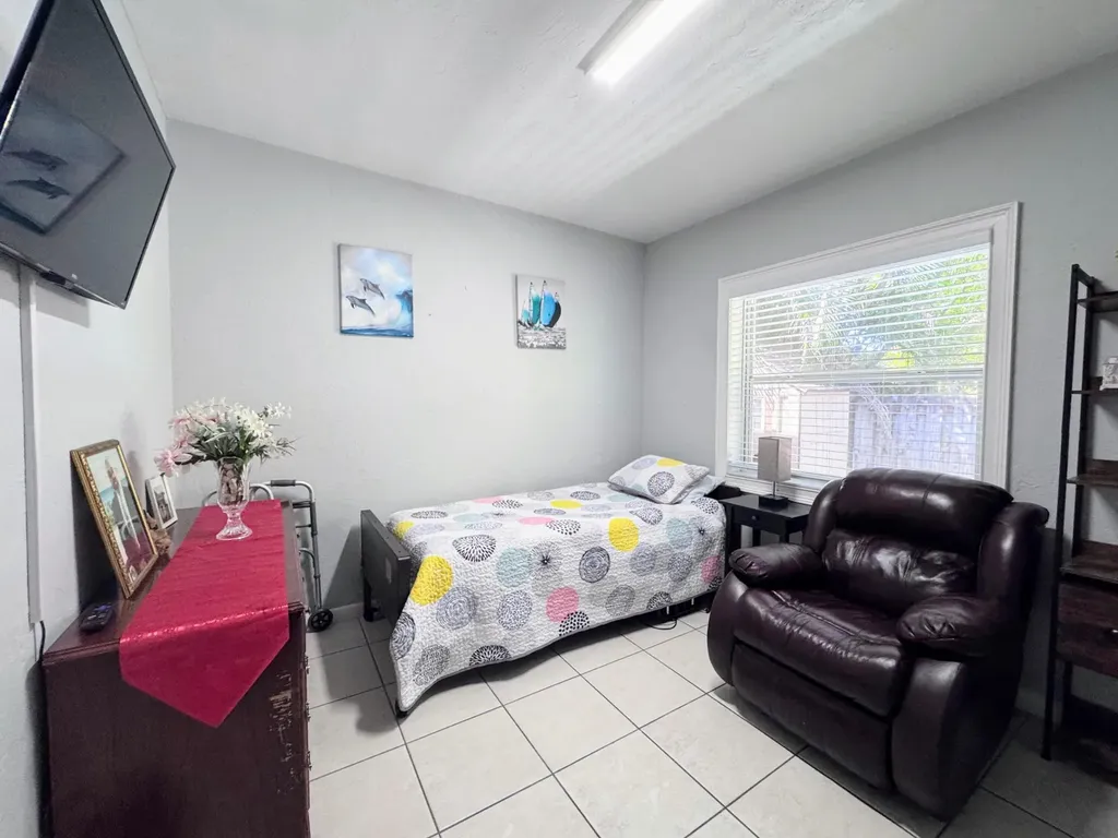 900 N 24th Avenue Hollywood FL 33020