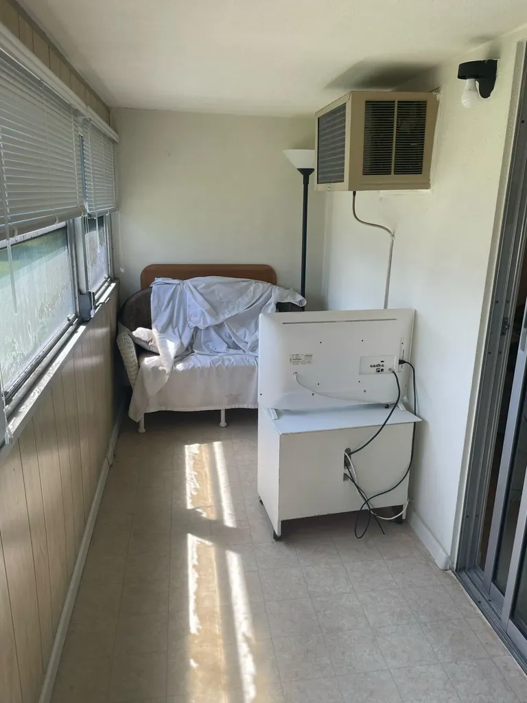 134 Upminster F Deerfield Beach FL 33442
