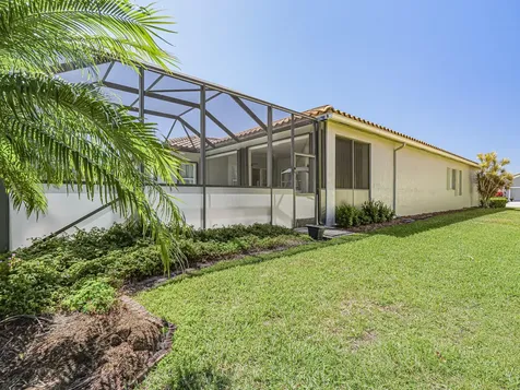 5558 55th Avenue Vero Beach FL 32967