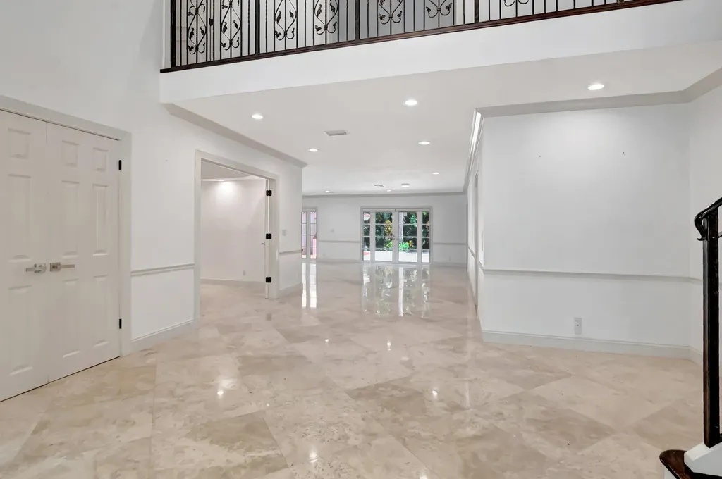930 N Parkside Circle Circle N Boca Raton FL 33486