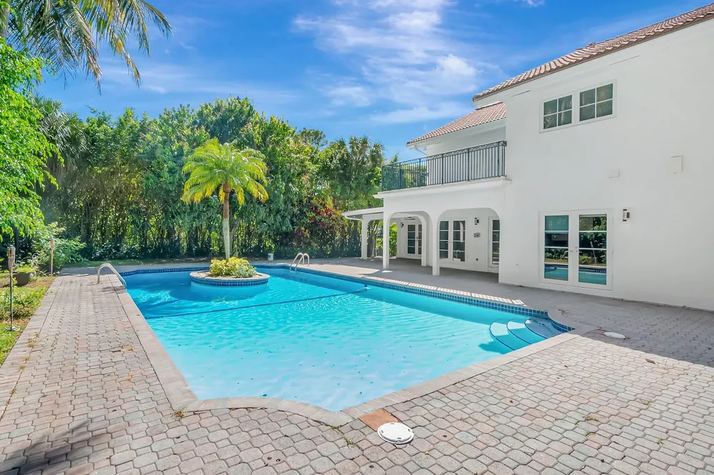 930 N Parkside Circle Circle N Boca Raton FL 33486