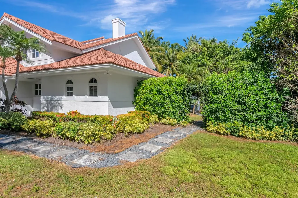 930 N Parkside Circle Circle N Boca Raton FL 33486