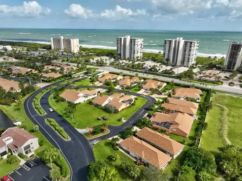 209 River Walk Hutchinson Island FL 34949