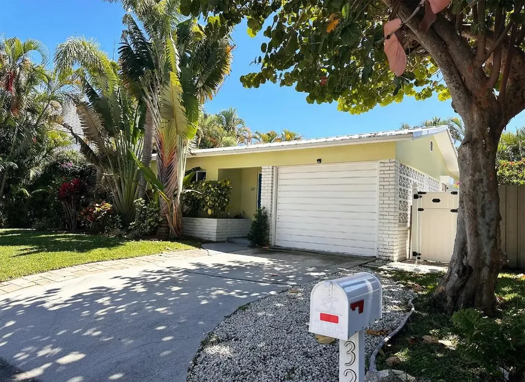 329 E 25th Street Riviera Beach FL 33404