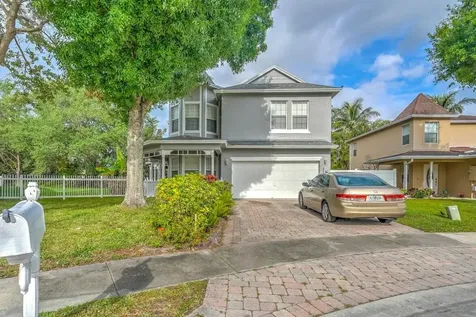 113 Country Club Way Royal Palm Beach FL 33411