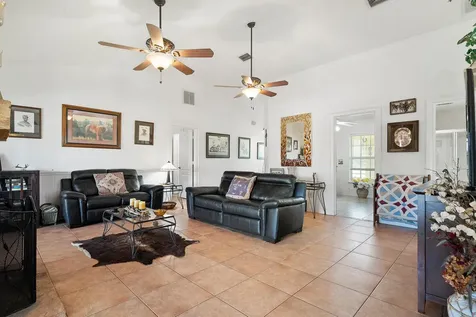 6105 Carlton Road Port St Lucie FL 34987