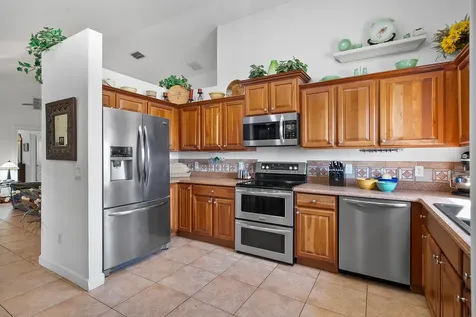 6105 Carlton Road Port St Lucie FL 34987