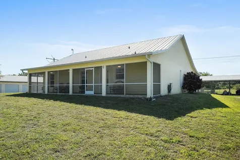 6105 Carlton Road Port St Lucie FL 34987