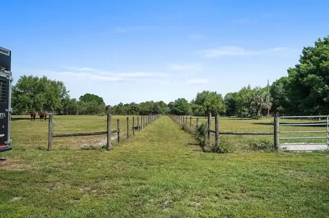 6105 Carlton Road Port St Lucie FL 34987