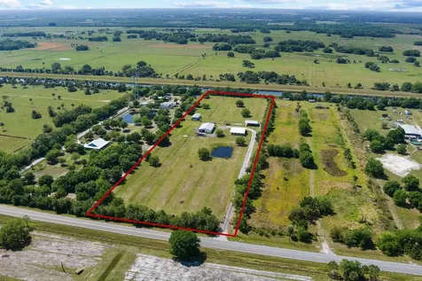 6105 Carlton Road Port St Lucie FL 34987