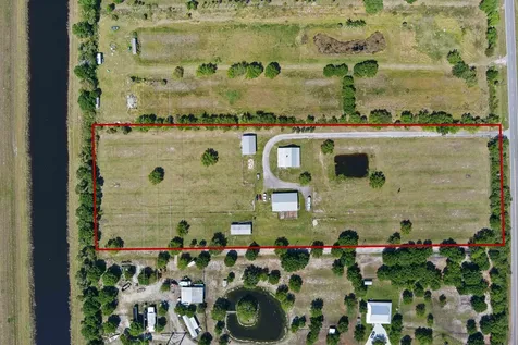 6105 Carlton Road Port St Lucie FL 34987