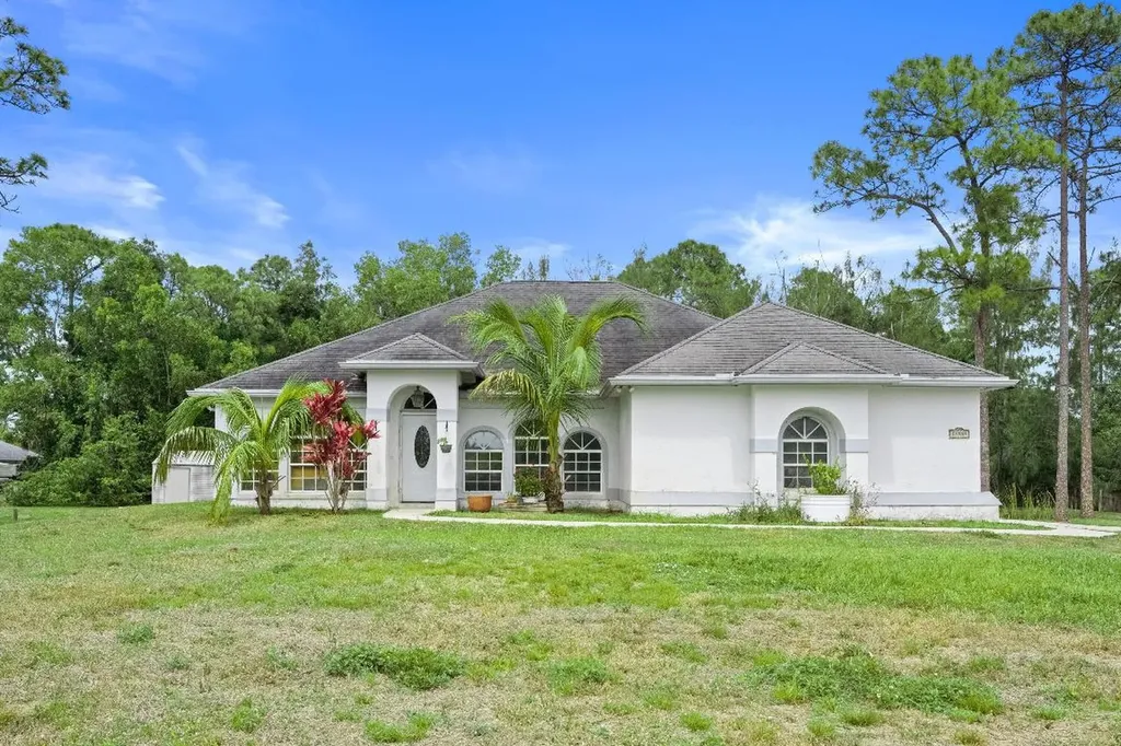 18889 W Sycamore Drive Loxahatchee FL 33470