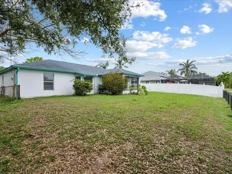 486 Hazel Street Sebastian FL 32958