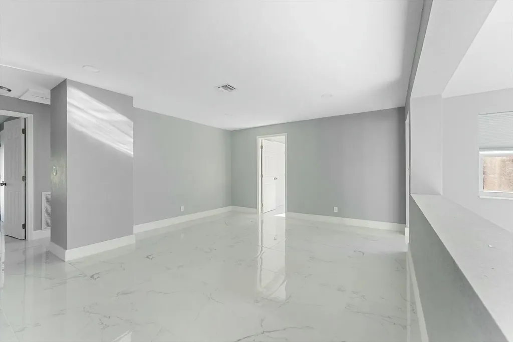 157 NE 6th Court Deerfield Beach FL 33441