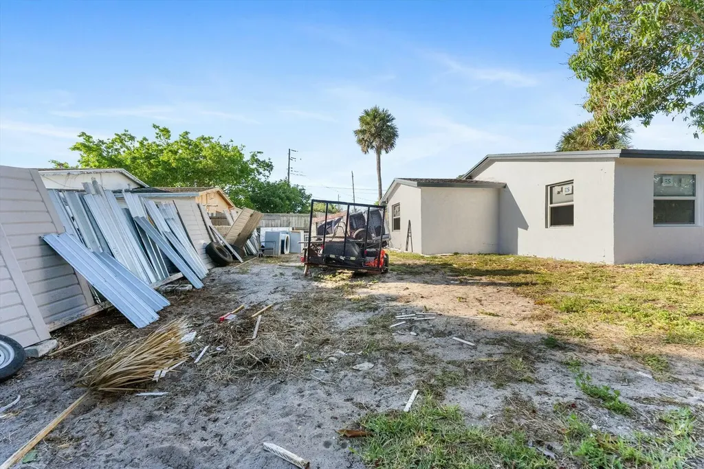 157 NE 6th Court Deerfield Beach FL 33441