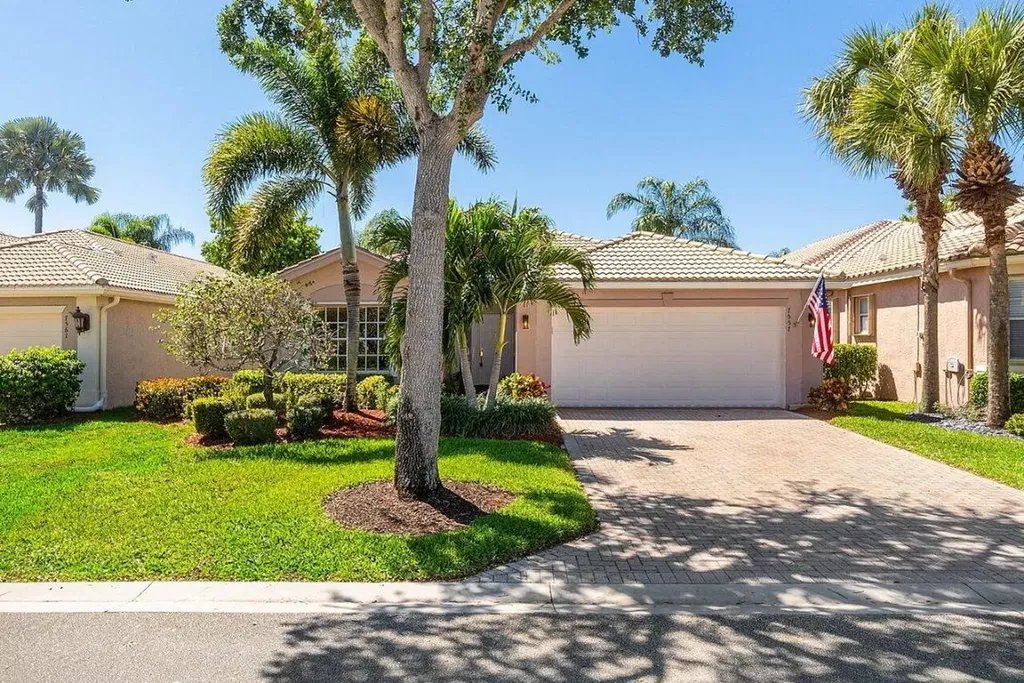 7557 Lake Harbor Terrace Lake Worth FL 33467